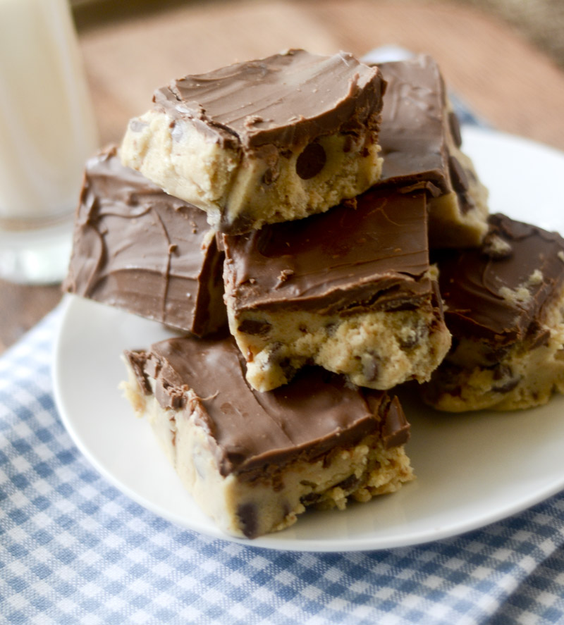Chocolate Chip Cookie Dough Bars 002
