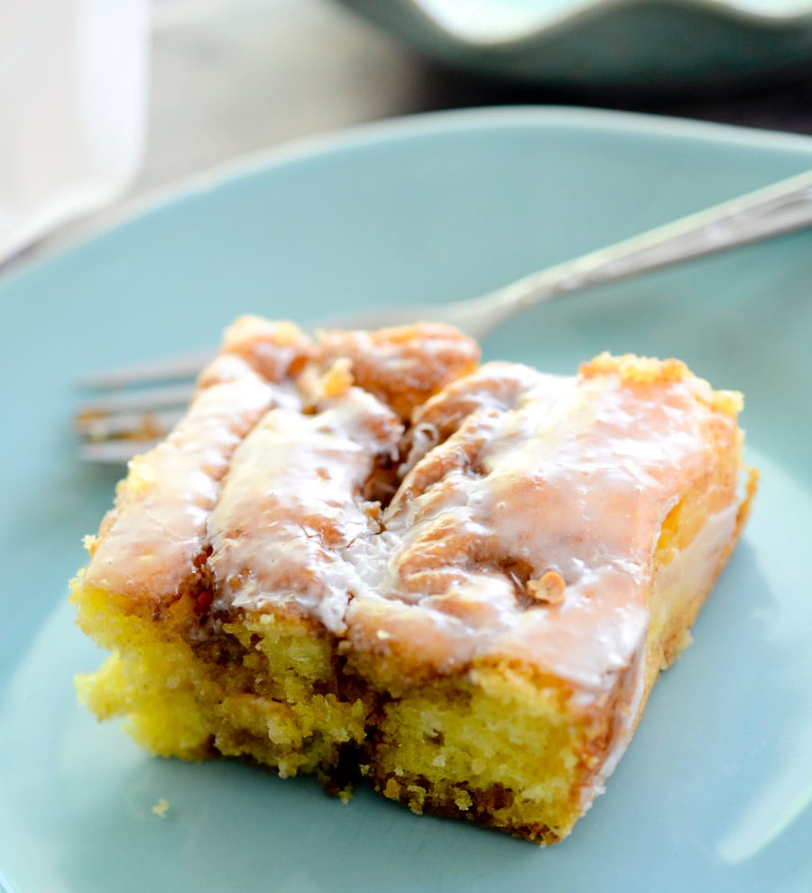 Cinnamon Roll Cake