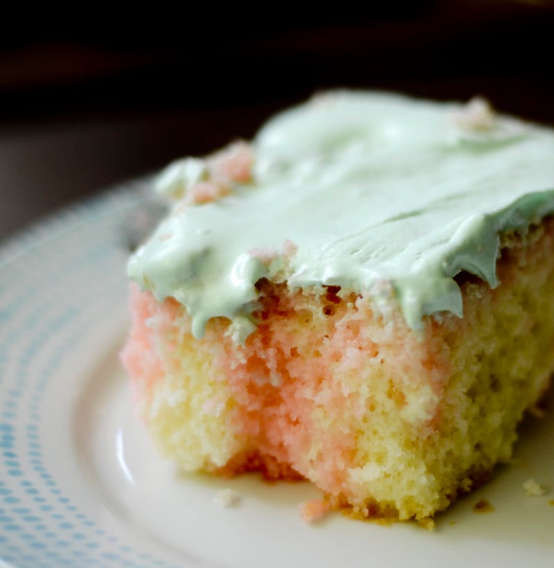 Watermelon Poke Cake 011