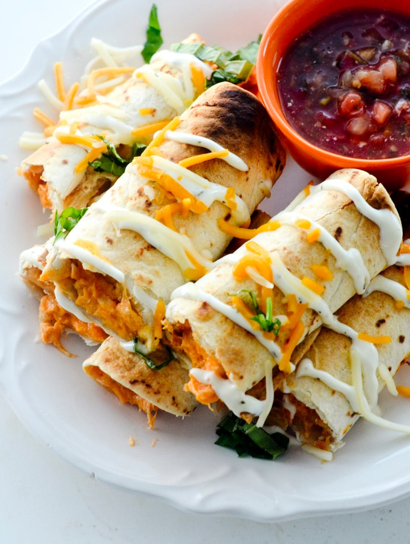 Baked Buffalo Chicken Taquitos for Weight Watcher's - 3 points - Recipe Diaries - Game day food 