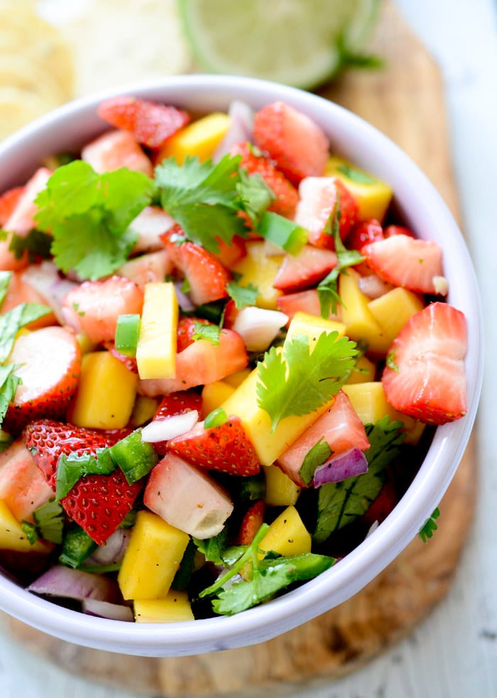 strawberry and mango salsa 016