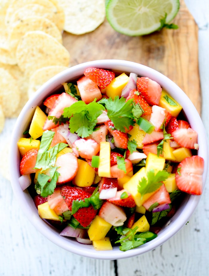 strawberry and mango salsa 018