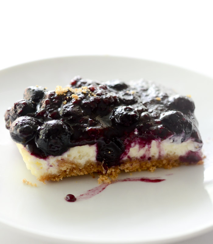 Skinny Lemon Blueberry Cheesecake Bars - Recipe Diaries