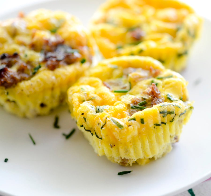 4 ingredient sausage and egg muffins 001