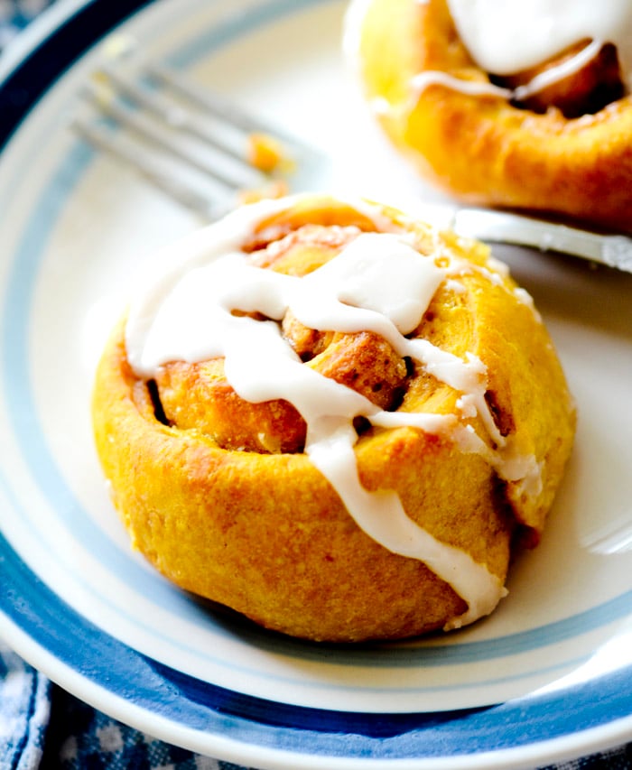 Pumpkin-Cinnamon Rolls 017