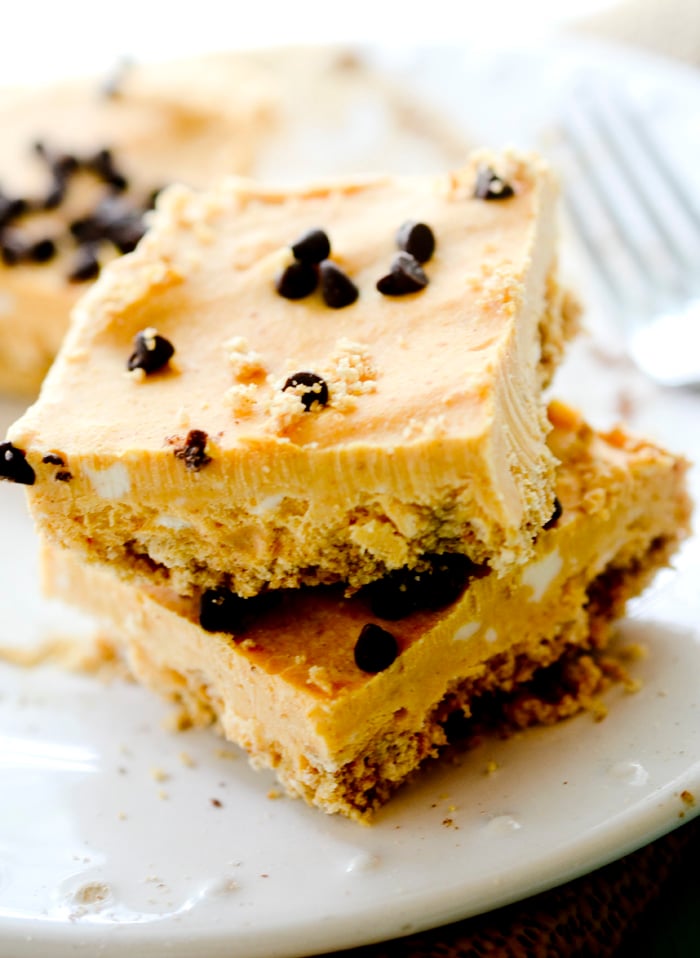 Skinny No Bake Pumpkin Cheesecake Bars
