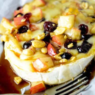 Air Fryer Baked Brie with Apples