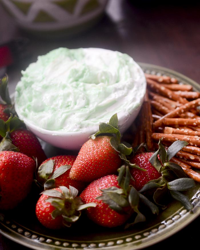 Shamrock Dip - your favorite flavored St Patrick's Day shake made into a dip! 
