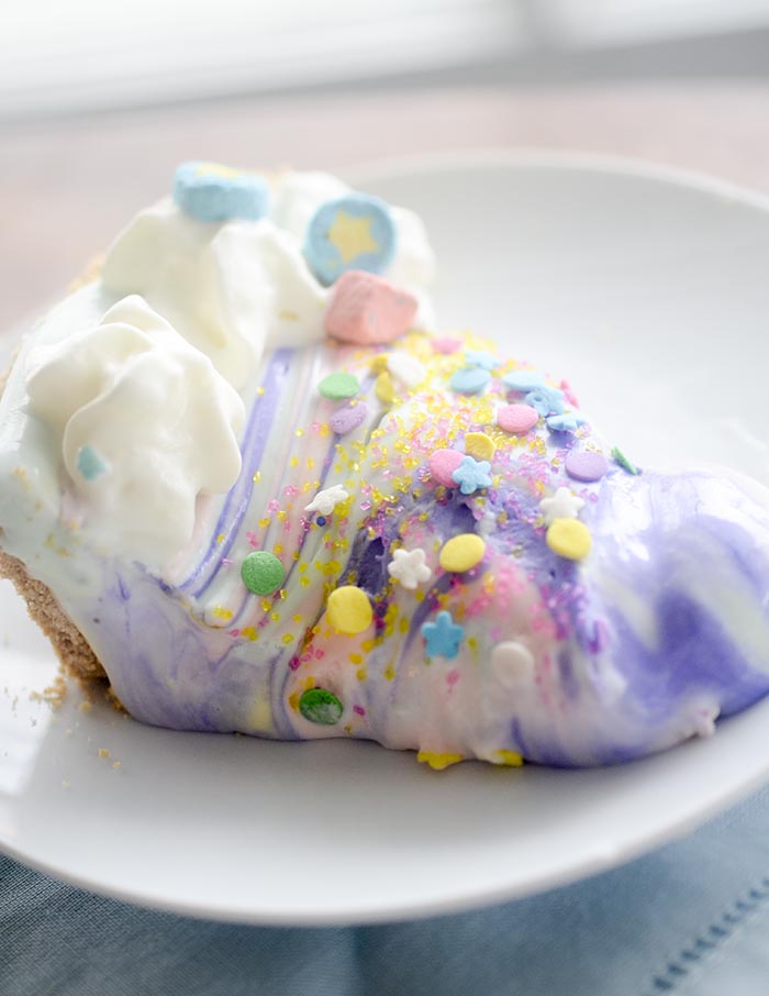 Unicorn cheesecake - the most *-magical-* cheesecake on the Internet!