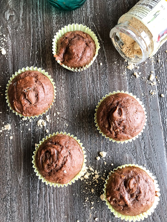 Skinny Chocolate Greek Yogurt Muffins