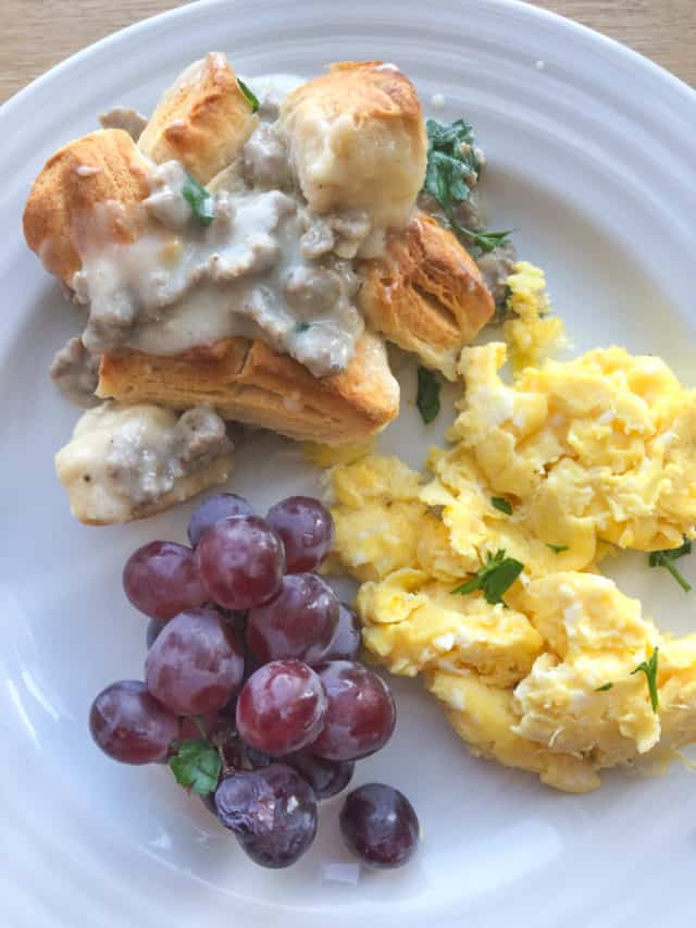 Bubble Up Biscuits and Gravy Recipe Diaries