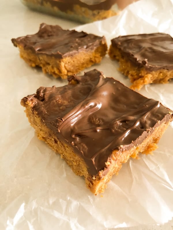 No Bake Peanut Butter Cornflake Bars