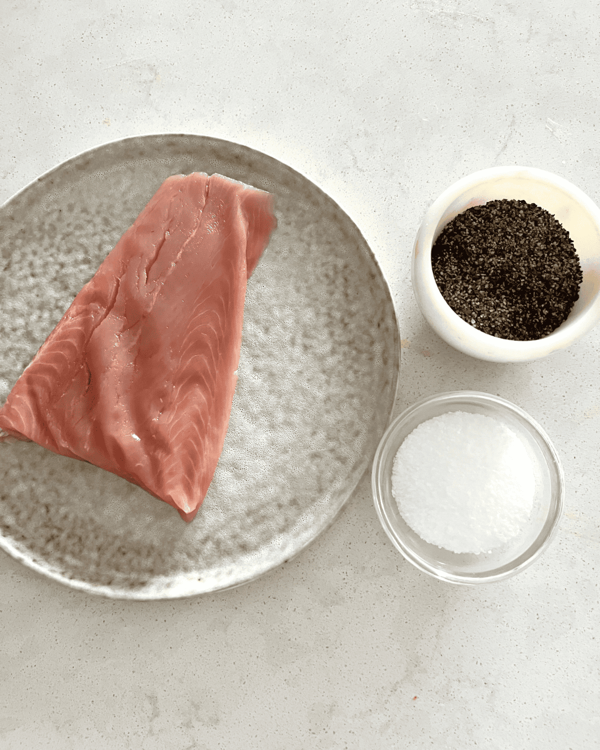 salmon filet with salt and pepper 