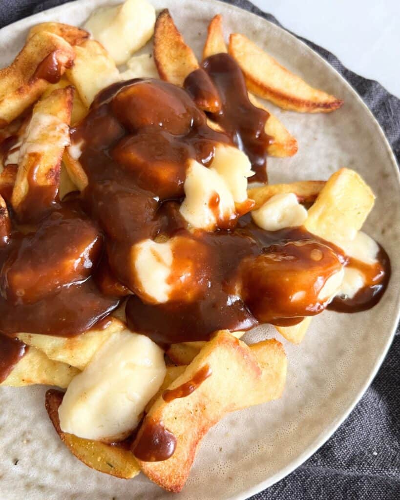 Air Fryer Poutine (3 Ingredients) 3 Ingredients - Recipe Diaries