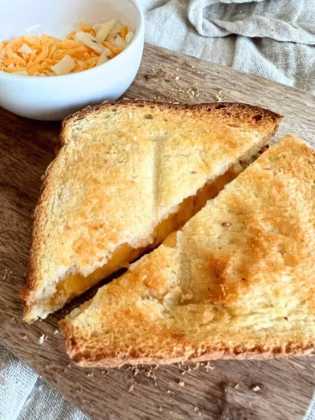 The Best Grilled Cheese Sandwich