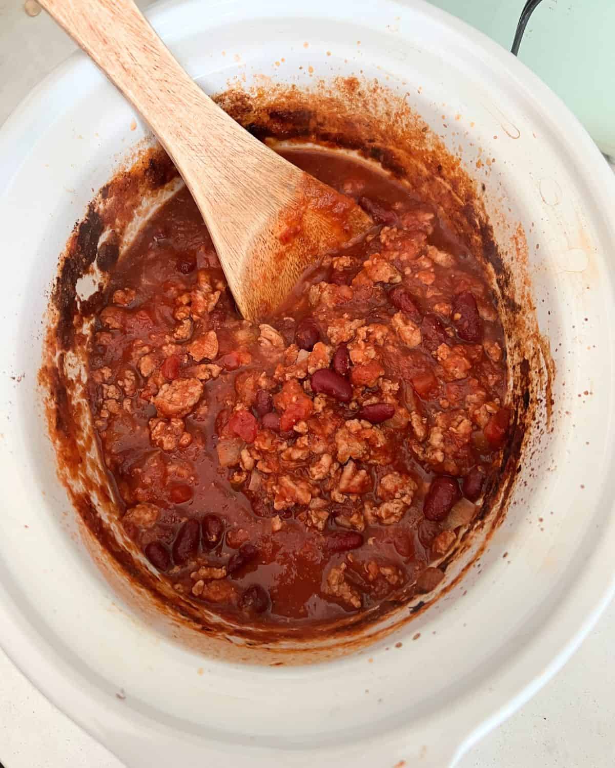 Crock Pot Turkey Chili is a good dinner for Weight Watchers.