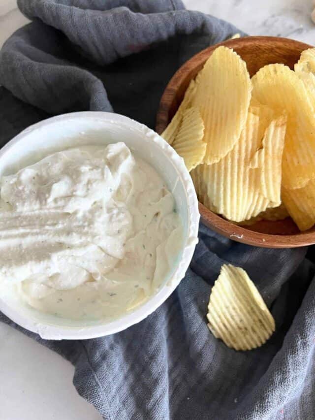 Viral Cottage Cheese Ranch Dip