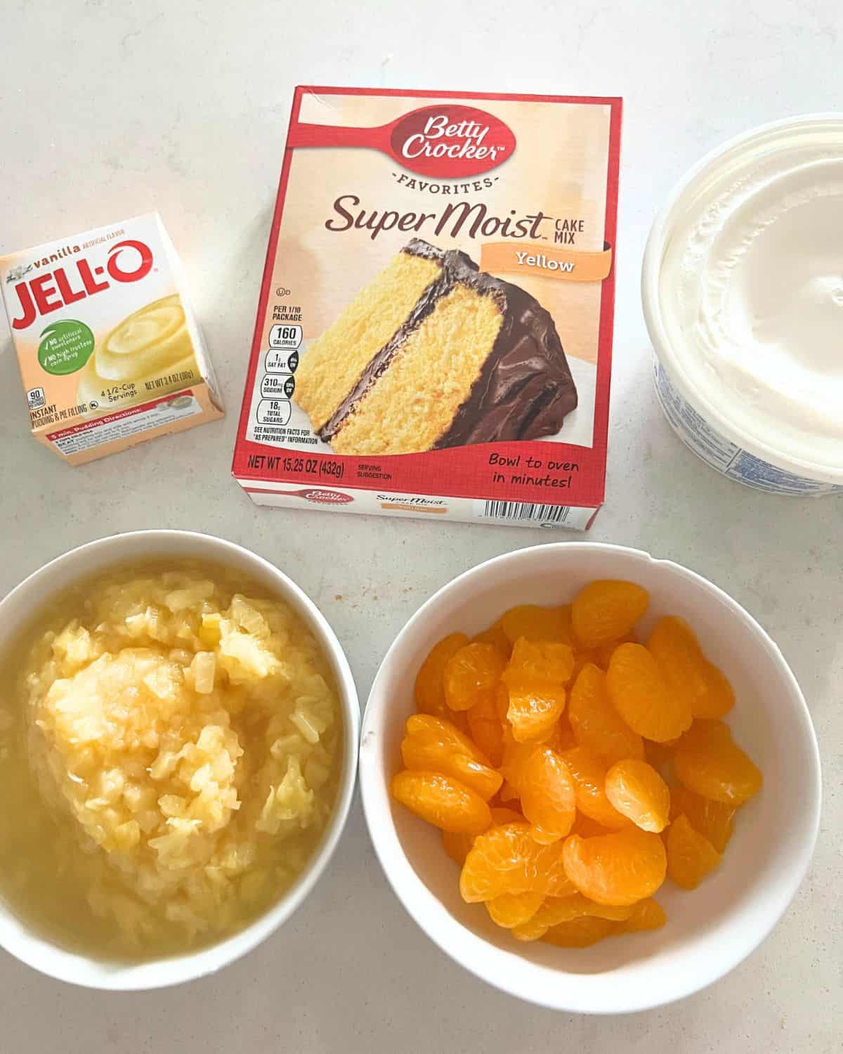 Ingredientes needed for Sunshine cake.