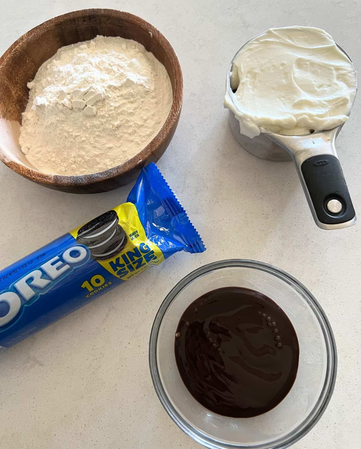 Ingredients needed for air fryer Oreos. 