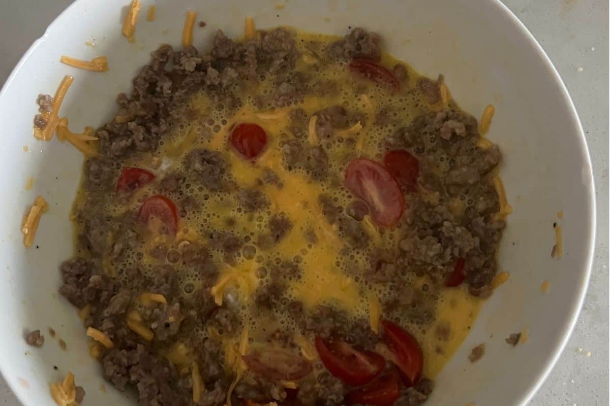 How to make Trisha Yearwood's Quiche step 2.