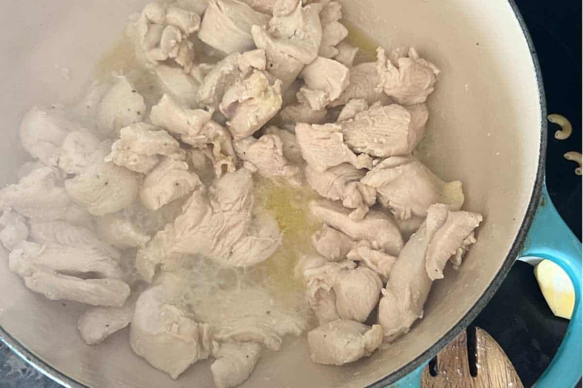 Cooked chicken in a pot.