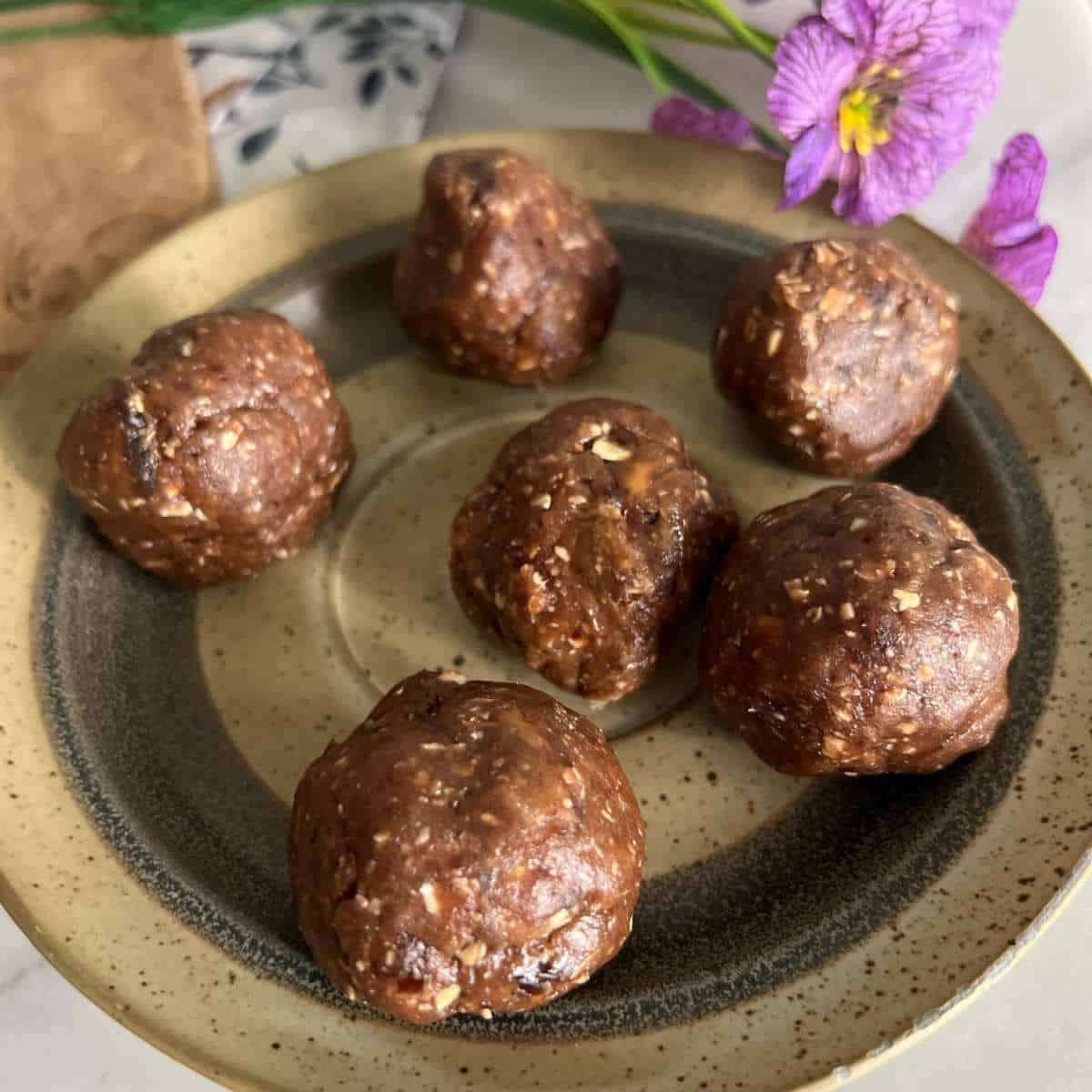 Viral brownie balls on Tiktok.