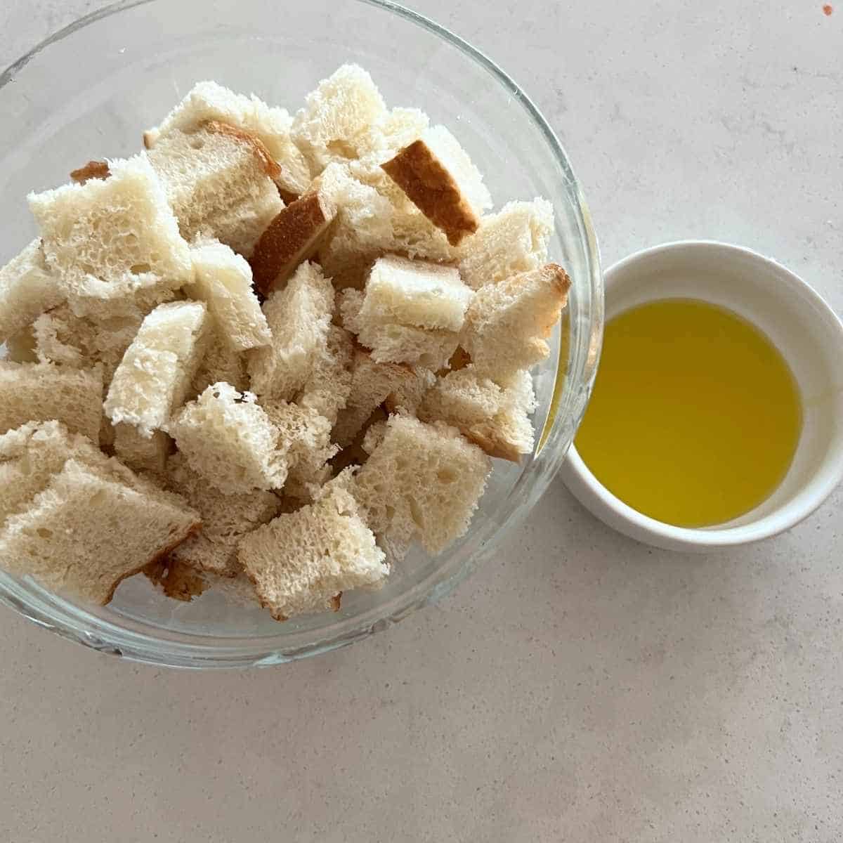Ingredinents needed for air fryer croutons. 