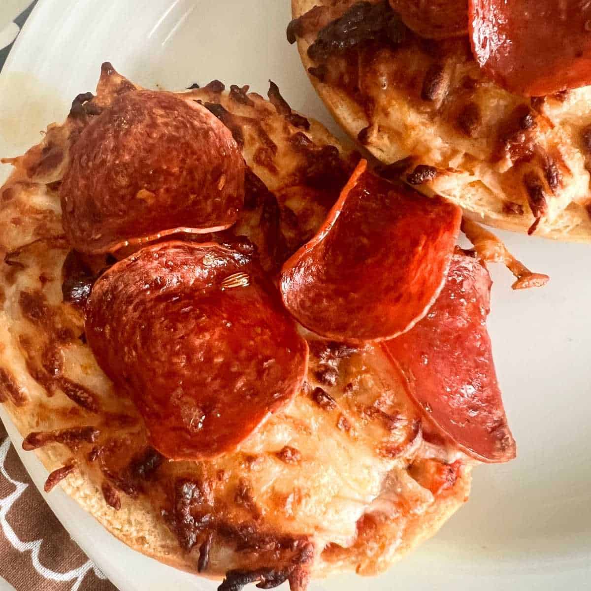 Air Fryer Pizza Bagels – Recipe Diaries