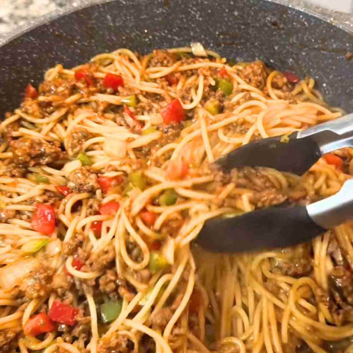 Finished dirty pasta recipe with cooked noodles.