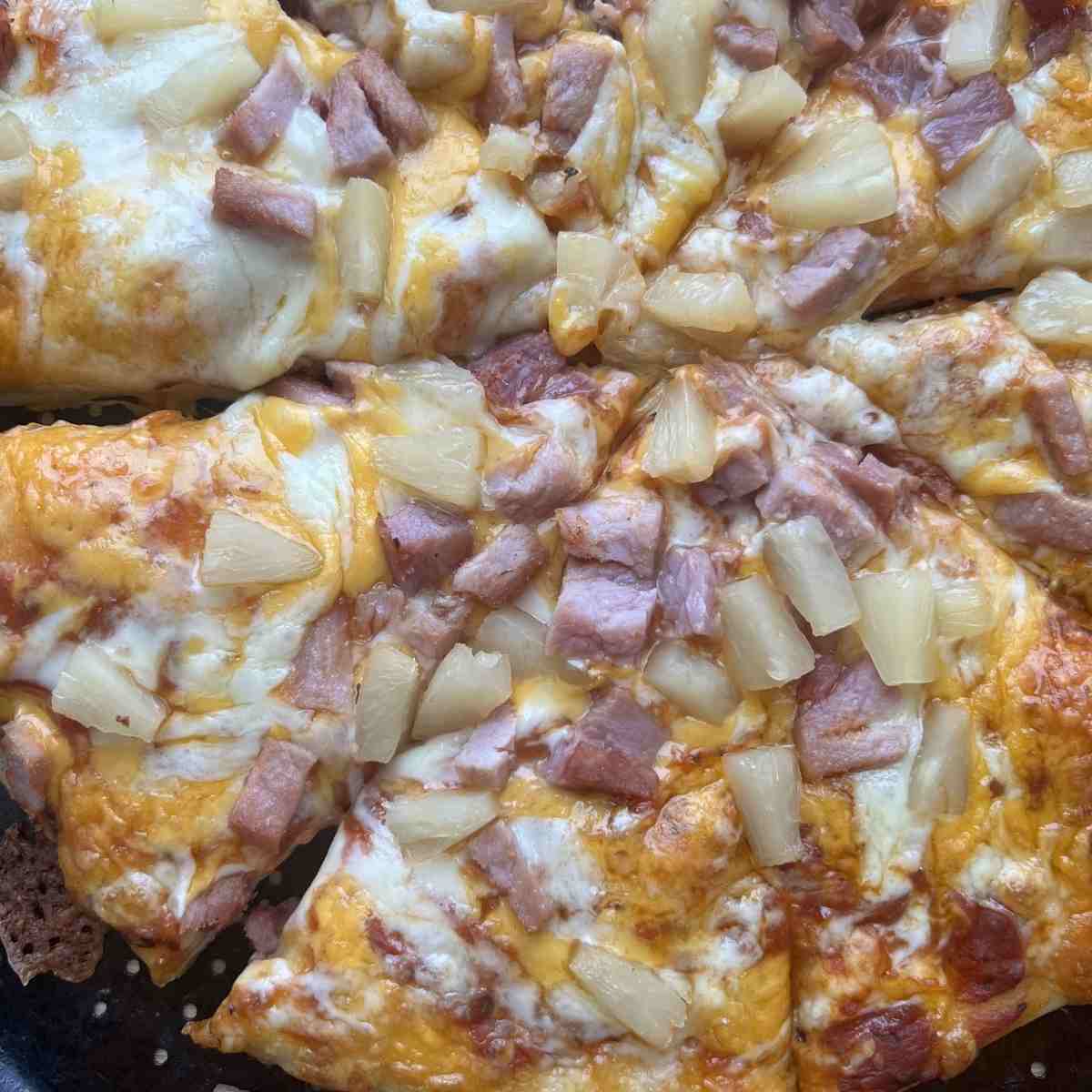 Ham and Pineapple on Pizza dough!